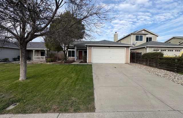 Beautiful 3 Bedroom, 2 Bath Single Story Oakley Home photos photos