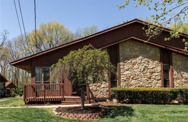 2401 Bendel Drive photos photos
