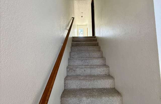 9801 52nd Street West - B Gallery 3