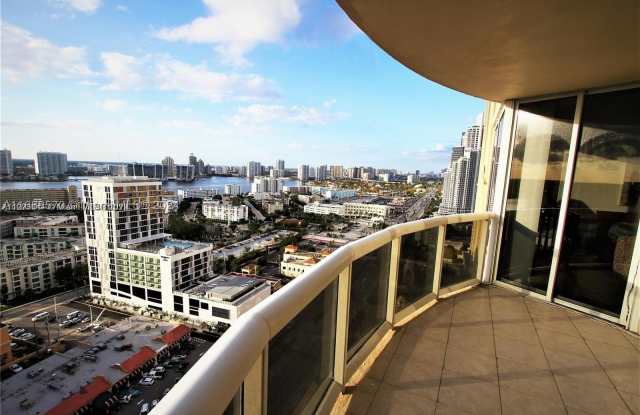 17555 Collins Ave Gallery 4