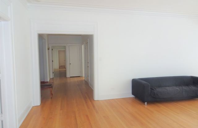 1356 East Hyde Park Boulevard Gallery 4