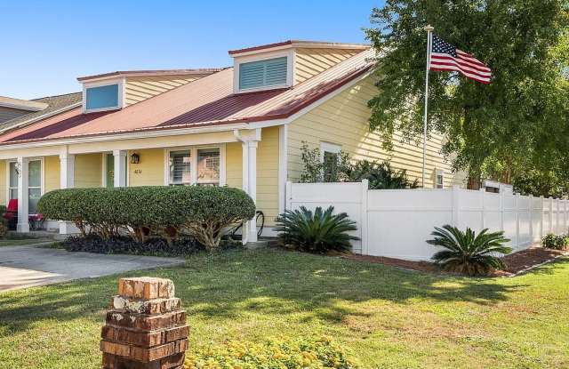 4036 Woodridge Road - 4036 Woodridge Road, Panama City, FL 32405