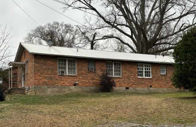 5632 Cooper Cir Gallery 1