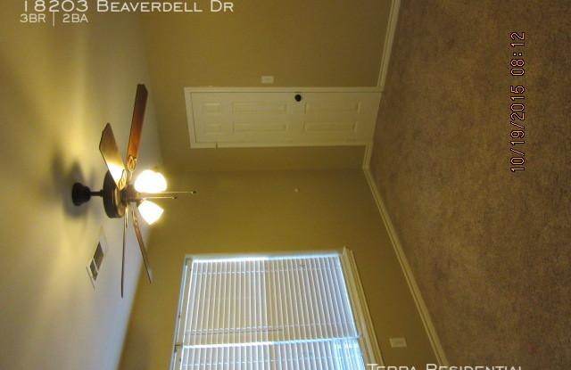18203 Beaverdell Dr Gallery 4