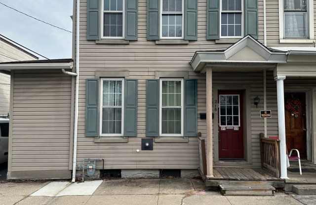 218 S. 6th Street Lebanon, PA 17042 photos photos