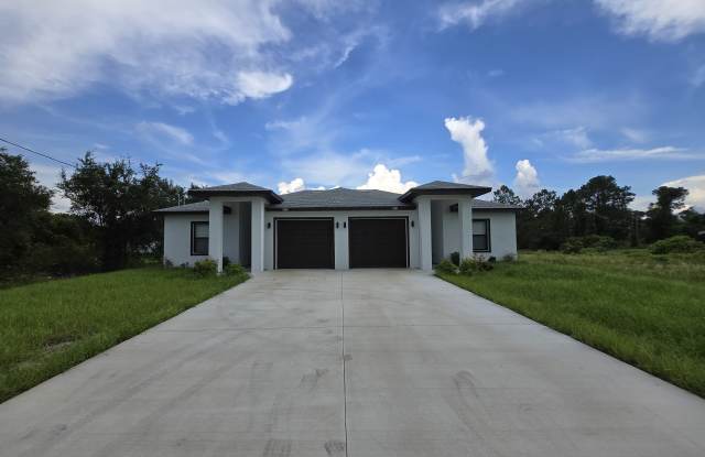 373 Bell Boulevard photos photos