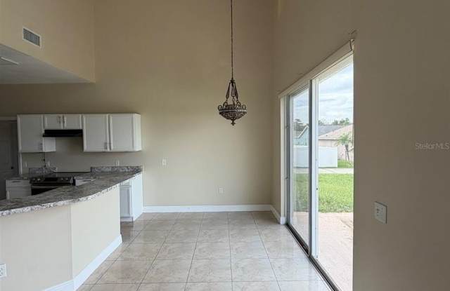 1928 SAWFISH Drive Gallery 4