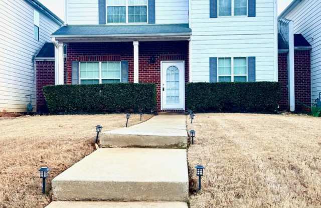 Wow! Prime 30265 location, seconds to CTCA, Piedmont  Ashley Park! Newly renovated, 3 bed, 2.5 baths, must see! photos photos