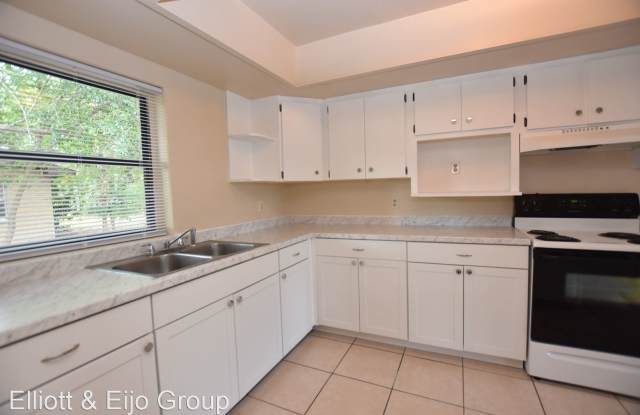 730 28th St. NW Gallery 3