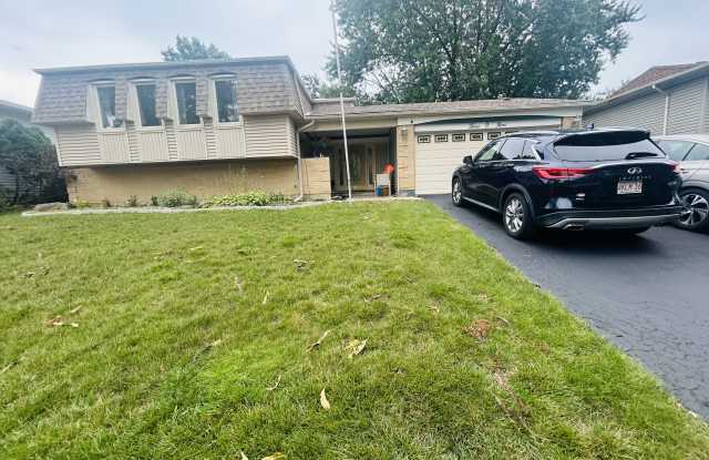 309 Falconridge Way Gallery 1