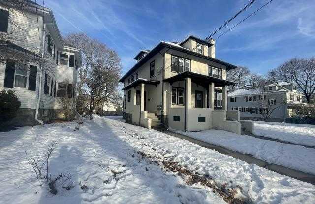 27 Florence Ave. - 27 Florence Avenue, Norwood, MA 02062