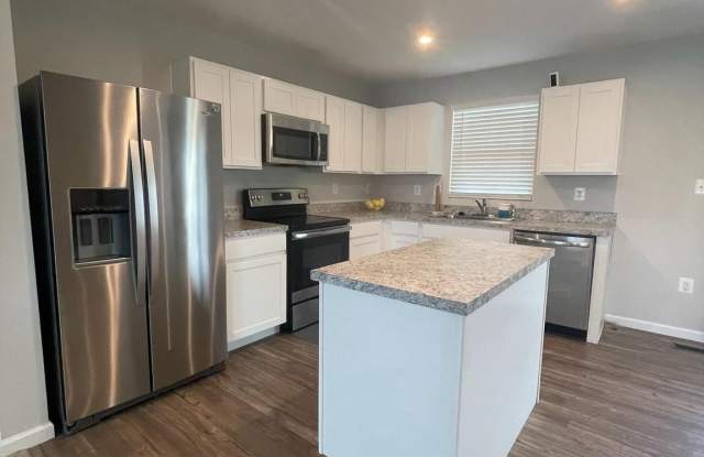 35175 SARA Court Gallery 3