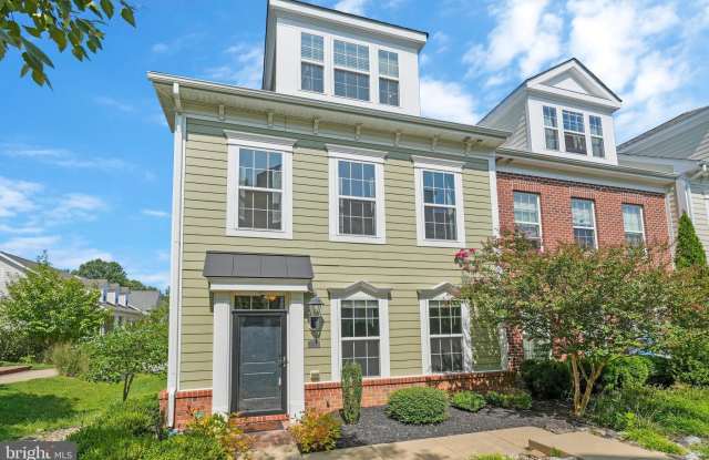 59 STEEPLECHASE DRIVE photos photos