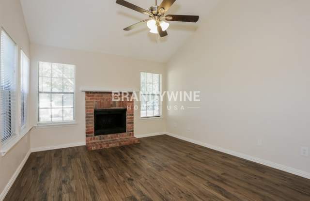 120 Callender Drive Gallery 4