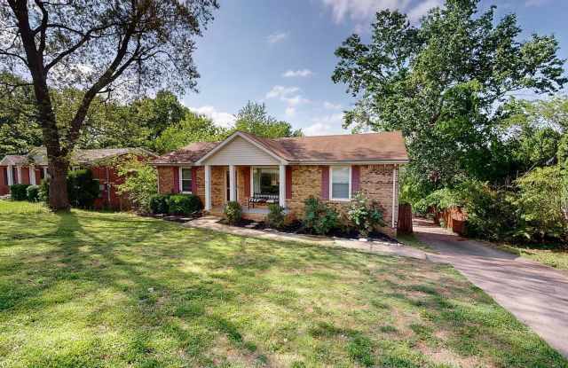 Four Bedroom Ranch in Clarksville on Special! photos photos