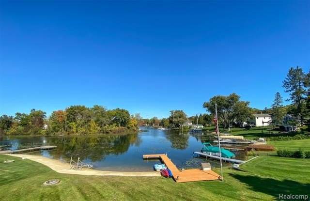 6628 Longworth Drive Gallery 2