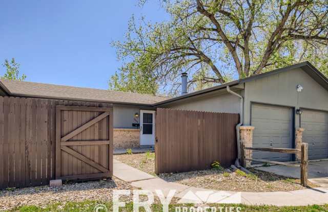 Updated large 2bed/1bath photos photos Updated large 2bed/1bath photos photos