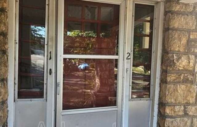 3808 Roanoke Gallery 3