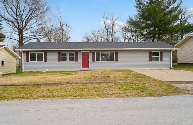 Newly Remodeled | 4 Bedroom | 3 Bathroom | 2 Ensuite's | Nixa, MO School District! photos photos