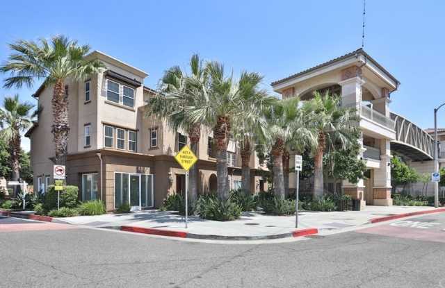 106 E Santa Fe Court Gallery 3