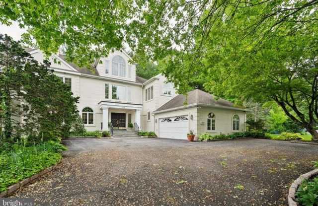 705 CANTERBURY LANE photos photos