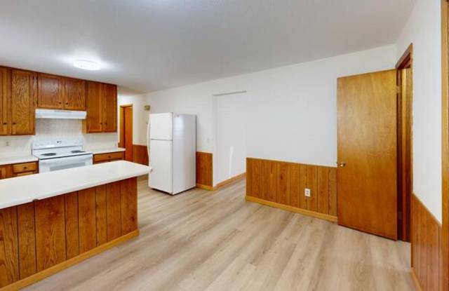 1314 1/2 Spaulding Avenue photos photos