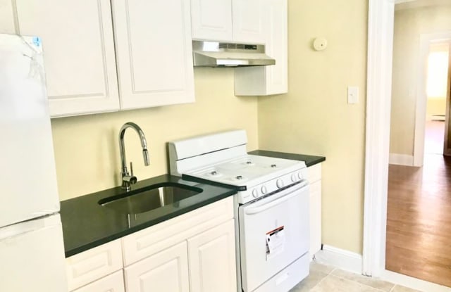 171 Isabella Ave - 171 Isabella Avenue, Newark, NJ 07106