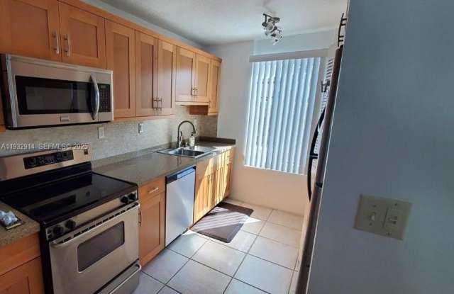 2220 SW 122nd Ct photos photos