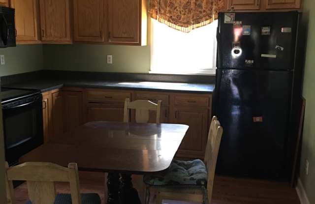 2 Bedroom Rancher in Dunbar photos photos