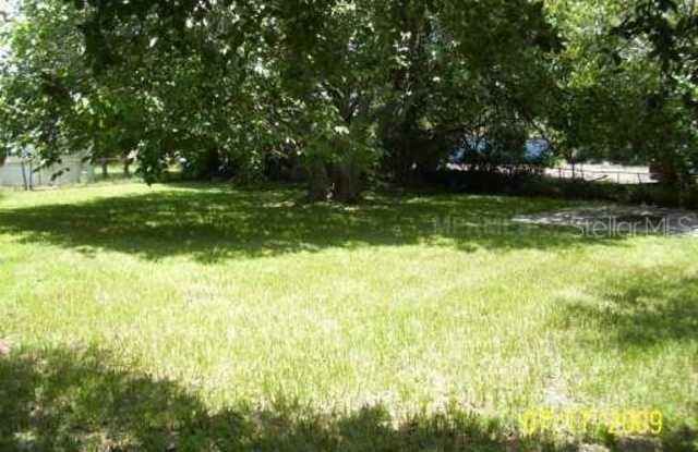 172 COUNTRY CLUB CIRCLE Gallery 2