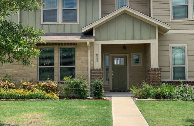 623 Westfield Boulevard photos photos