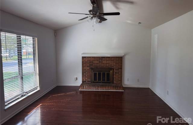 11222 Treebark Drive Gallery 3