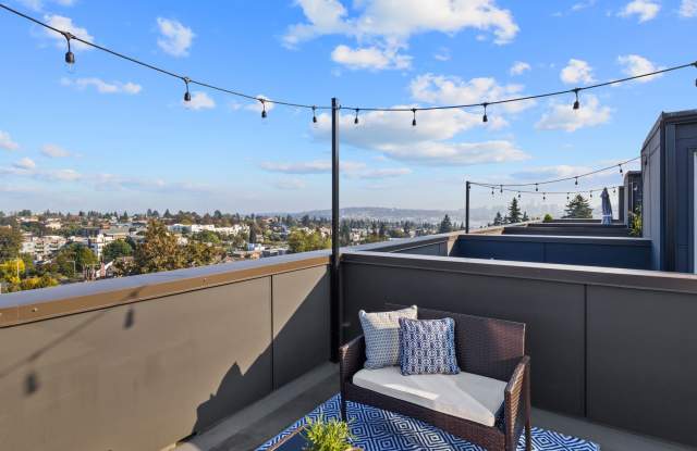 Wallingford Townhome Gallery 1