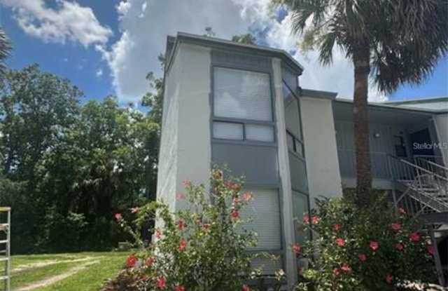 2526 LEMON TREE Lane Gallery 1