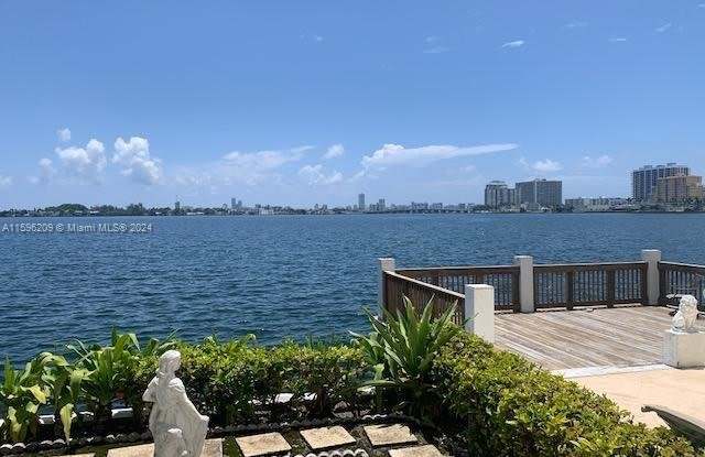 Waterfront Villas - 7941 East Drive, North Bay Village, FL 33141