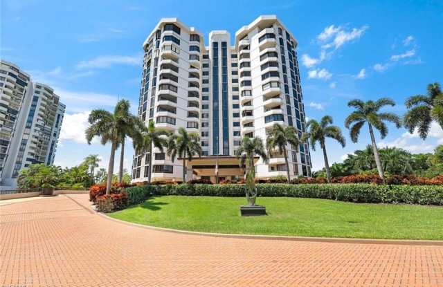 6075 Pelican Bay Blvd photos photos