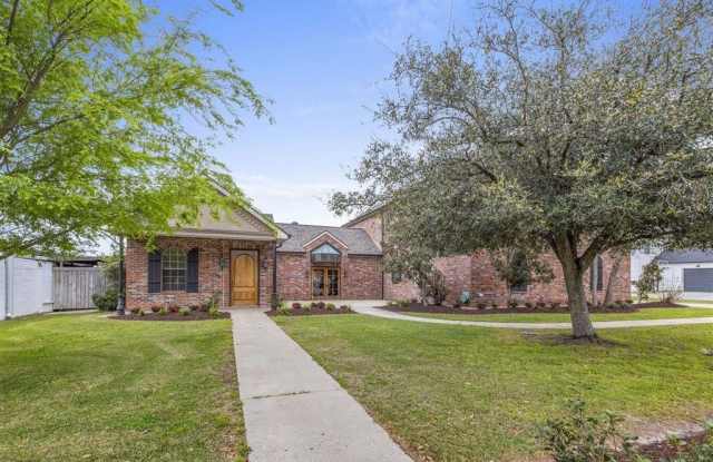 4329 Edgewater photos photos