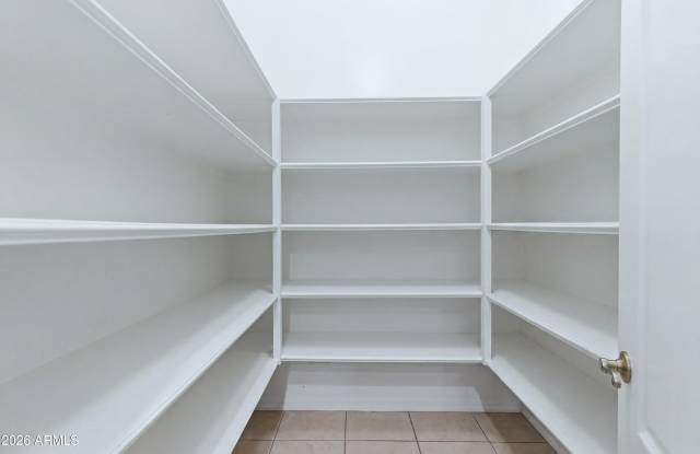 17318 N 19TH Terrace Gallery 4