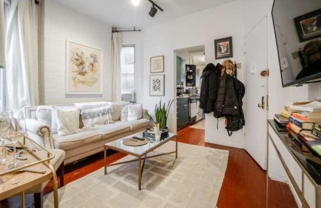 23 King Street - 23 King Street, New York City, NY 10014