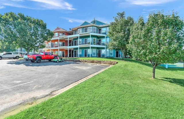 2164 Tanglewood Boulevard photos photos