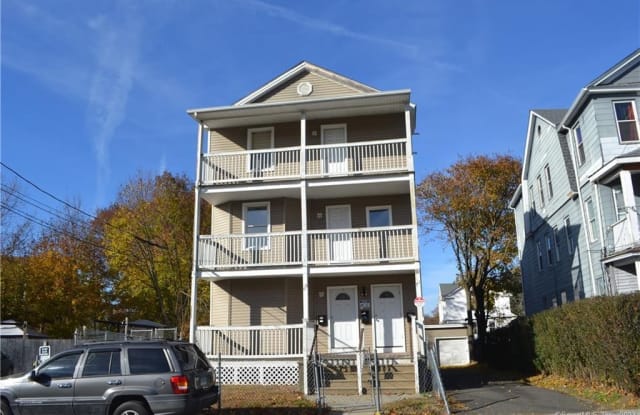 69 Giles Street - 69 Giles Street, Waterbury, CT 06704