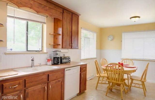 5186 Hoyt St - 5186 Hoyt Street, Arvada, CO 80002