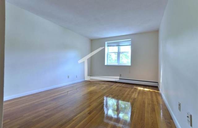 Amazing 2 Bed 1 Bath available now photos photos