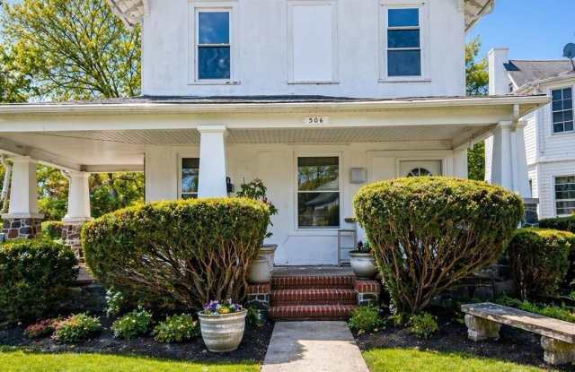 506 Bath Avenue photos photos