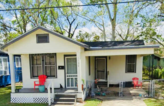 1136 N 28th Street (2 Bed/1 Bath) photos photos