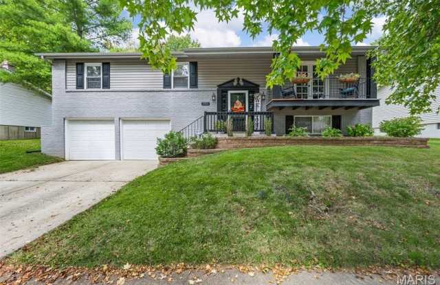 751 Windingpath Lane - 751 Windingpath Lane, Manchester, MO 63021