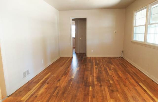 1181 Del Mar Parkway Gallery 2