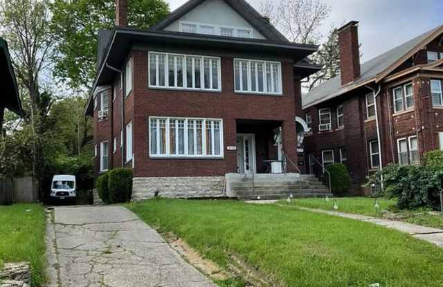 611 East Mitchell Ave photos photos