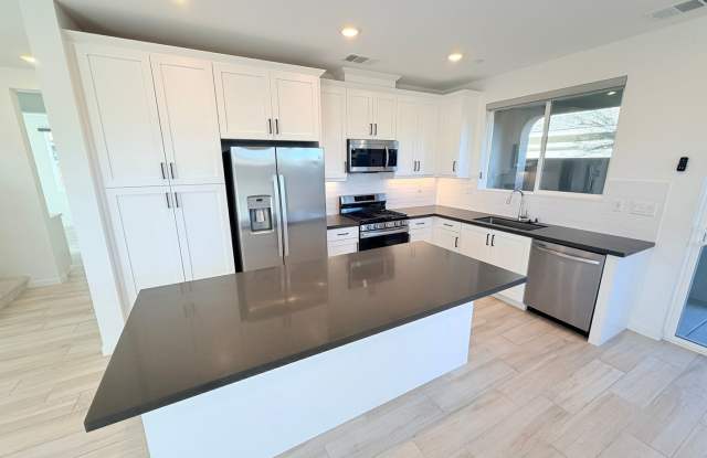 Beautifully upgraded home in the desirable Le Campanile Community photos photos