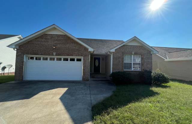 Available Now!  Beautiful ranch style home at Exit 1, pets allowed! photos photos